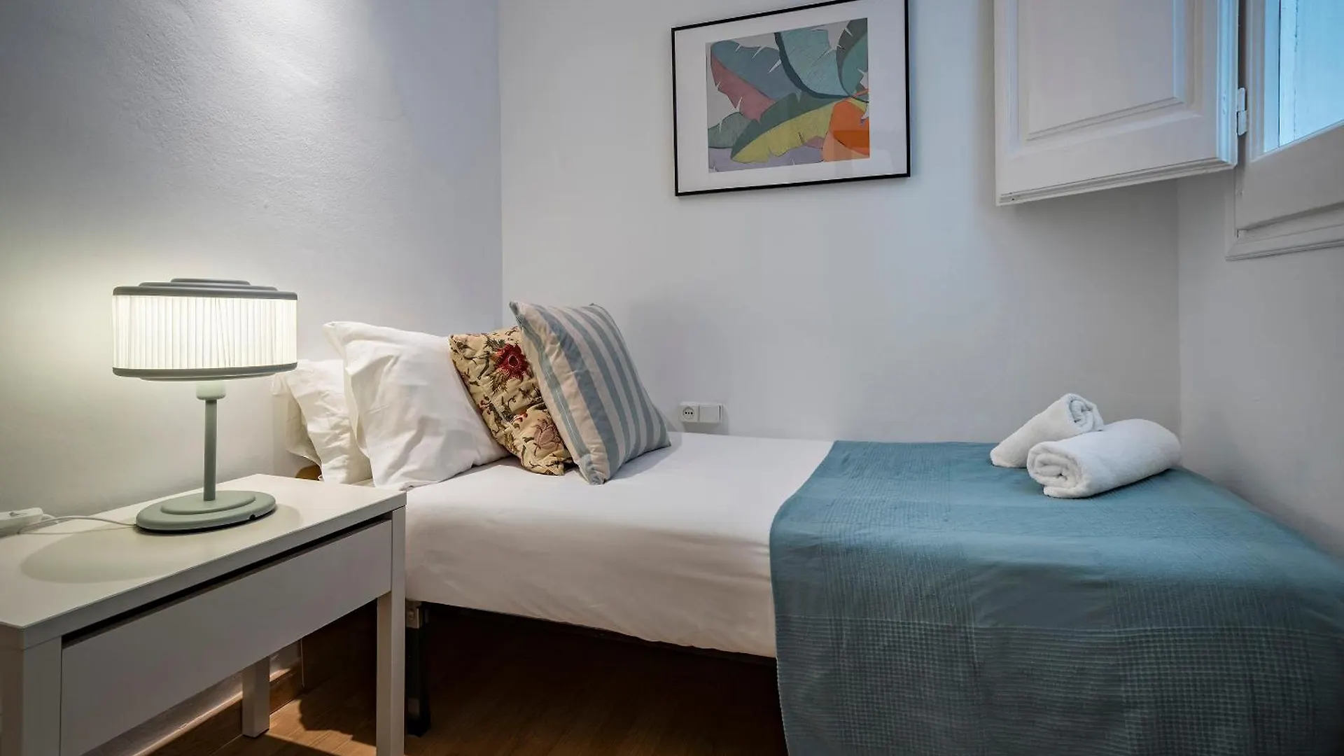 Habitat Apartments Art Barcelona 0*,  Spain
