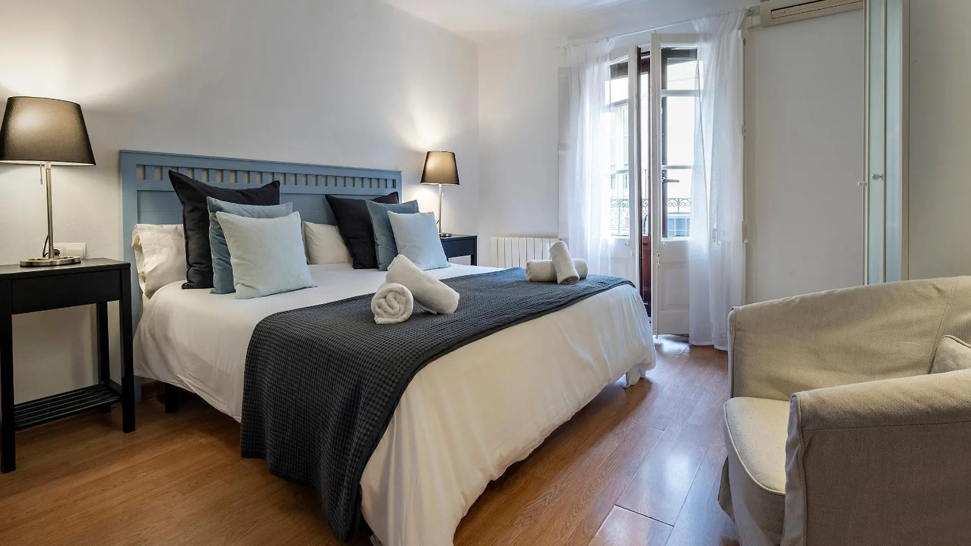 Habitat Apartments Art Barcelona Spain